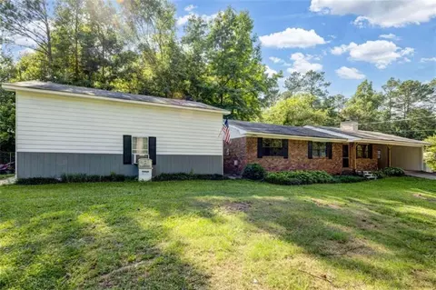 5962 Sherrie Ln, Powder Springs, GA 30127