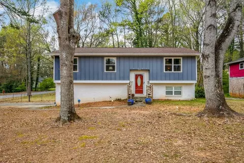 4225 Northstrand Dr, Decatur, GA 30035