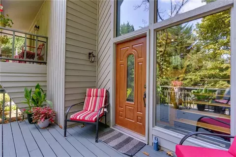 2557 Chimney Springs Dr, Marietta, GA 30062