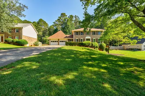 400 Wickerberry Ln, Roswell, GA 30075