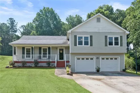4078 Crabapple Dr, Gainesville, GA 30507