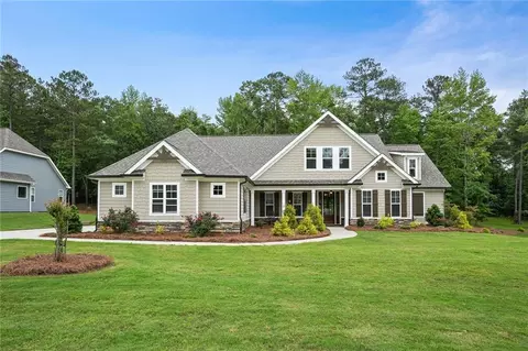 226 Blue Point Pkwy, Fayetteville, GA 30215