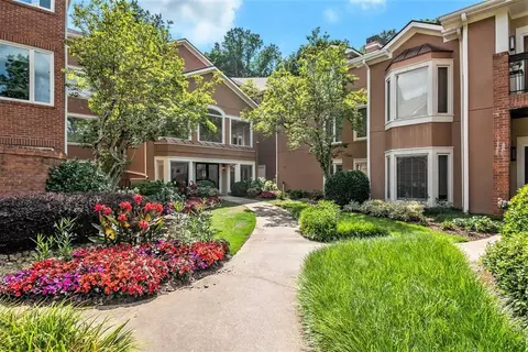 5346 Brooke Ridge Dr, Dunwoody, GA 30338