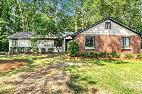 120 Denna Dr, Alpharetta, GA 30009