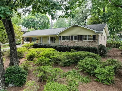 4594 Holliston Rd, Dunwoody, GA 30360