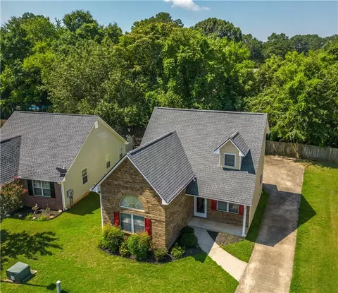 56 Pointe North Dr, Cartersville, GA 30120