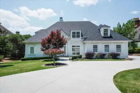 565 Avignon Ct, Sandy Springs, GA 30350