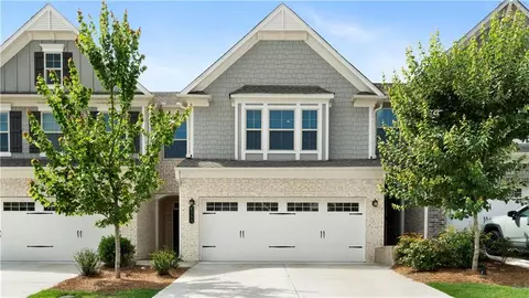 6353 Lanier Harbor Lndg, Buford, GA 30518