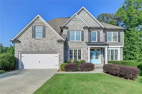5109 Bayborough Dr, Hoschton, GA 30548