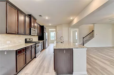 4011 Adder Dr, Buford, GA 30519 photo 19