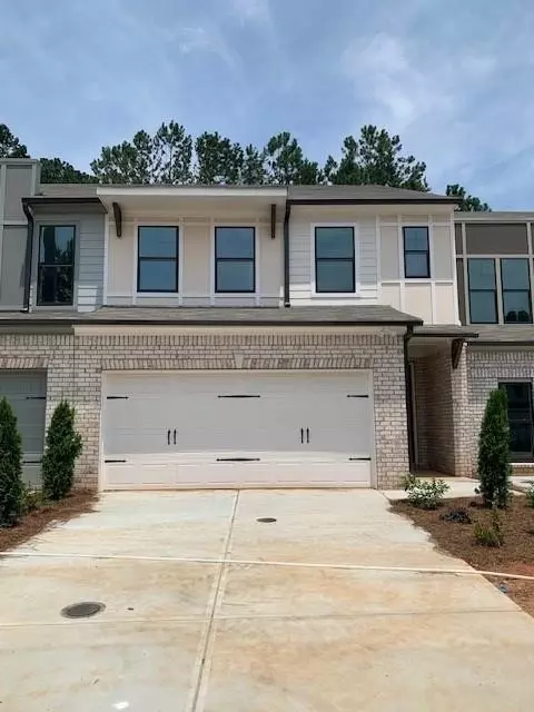 1117 Lucan Lane, Lawrenceville, GA 30043