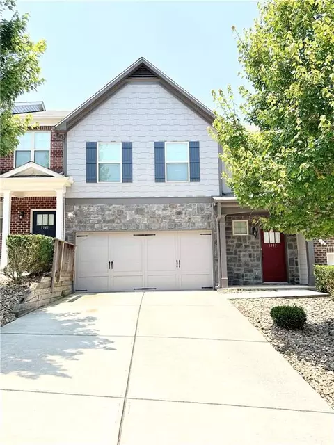 1939 Paxton Ridge Ct, Lilburn, GA 30047