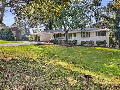 51 Lee St, Rockmart, GA 30153