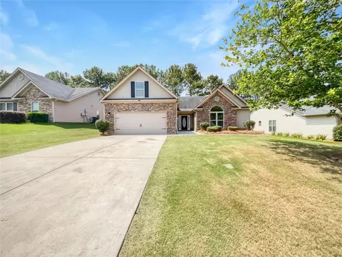 1529 Dillard Heights Dr, Bethlehem, GA 30620