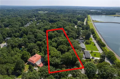4831 Happy Hollow Rd, Dunwoody, GA 30360