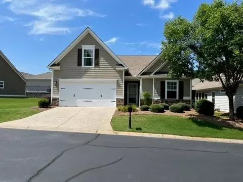 141 Abbey Cir, Woodstock, GA 30188
