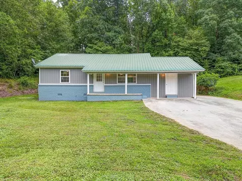 138 Riverview Dr NE, Resaca, GA 30735