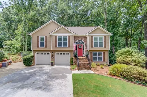 210 Leighs Grove Way, Grayson, GA 30017