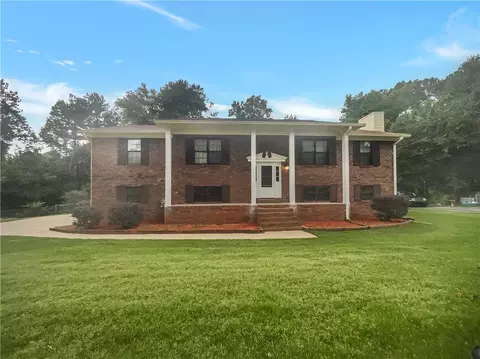 8989 Six Branches Trl, Douglasville, GA 30134