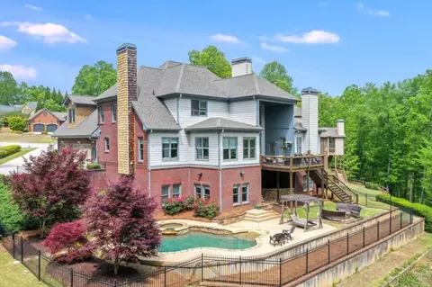 5122 Deer Creek Ct, Flowery Branch, GA 30542