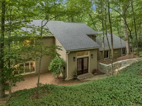165 River Court Pkwy, Sandy Springs, GA 30328