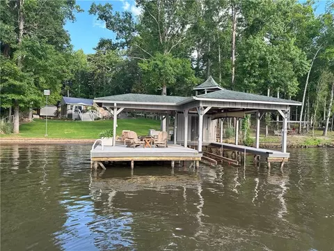 200 Cedar Point Rd NW, Milledgeville, GA 31061