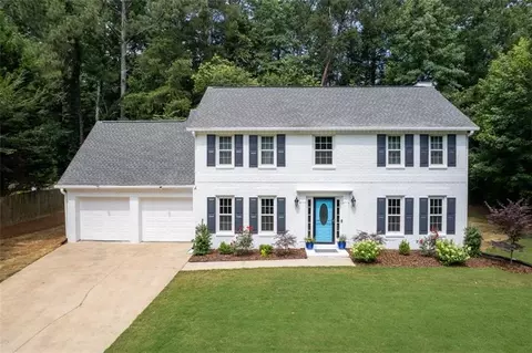 174 Stanbrough Dr, Dallas, GA 30157