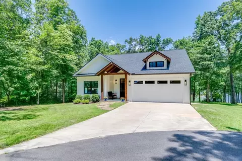 613 Winding Way, Hartwell, GA 30643
