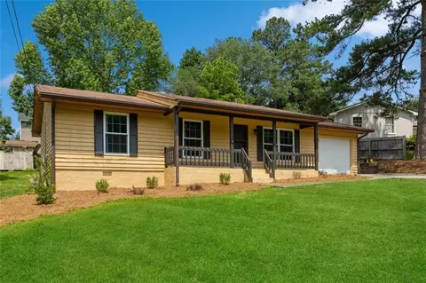 2525 Ridgecrest Dr NW, Kennesaw, GA 30152