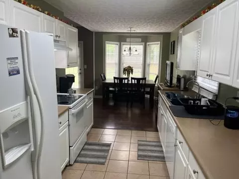 25 Chase Dr, Covington, GA 30016 photo 10