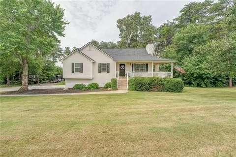 10 Madison Cir, Adairsville, GA 30103