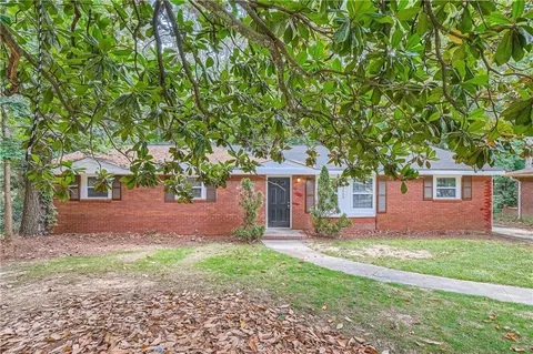 5500 Longmeadow Ln, Atlanta, GA 30349