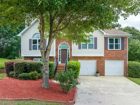 827 Eagle Glen Xing, Woodstock, GA 30189