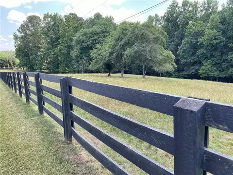 1070 Liberty Grove Rd, Alpharetta, GA 30004