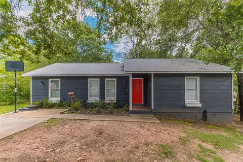 6741 Tallent Dr, Lula, GA 30554