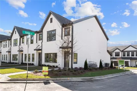 2418 Lakeshore Ln #32, Atlanta, GA 30316