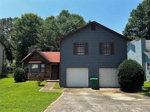 407 Sheppard Xing Ct, Stone Mountain, GA 30083