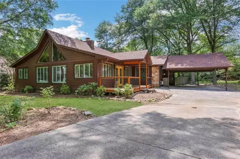 400 Arbor Trl, Marietta, GA 30067