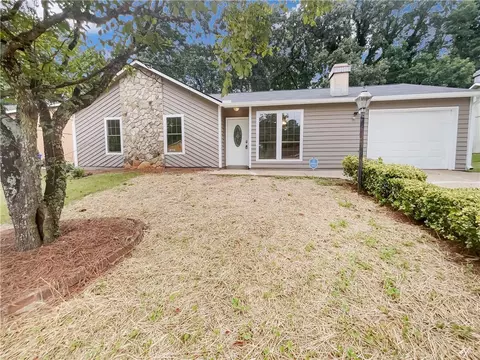 4786 Hairston Crossing Rd, Stone Mountain, GA 30083