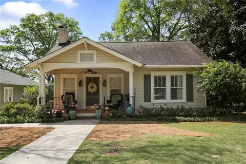 180 Freyer Dr, Marietta, GA 30060