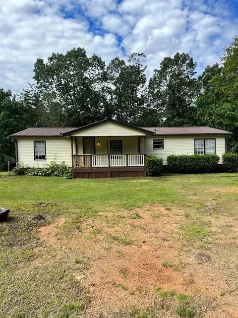 809 Flanders Rd, Dahlonega, GA 30533
