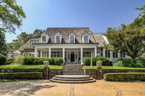 4700 Woodvale Dr, Sandy Springs, GA 30327