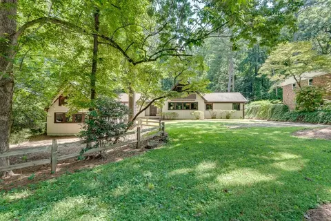 3036 Briarlake Rd, Decatur, GA 30033