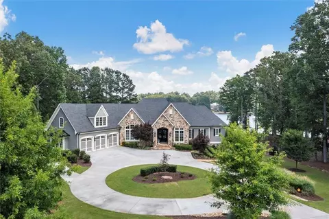 119 W Shore Dr, Newnan, GA 30263