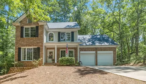137 Lake Laurel Dr, Dahlonega, GA 30533