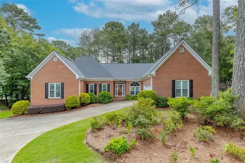 1456 Mill Glenn Ct, Lawrenceville, GA 30045