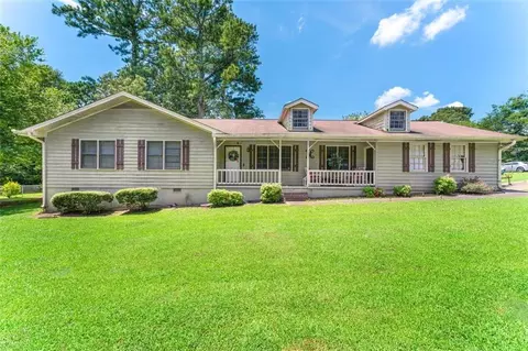 3433 Castille Dr, Snellville, GA 30039