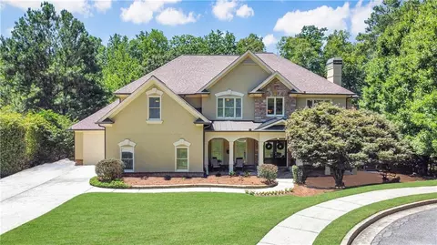 267 Lostwood Trl, Sugar Hill, GA 30518