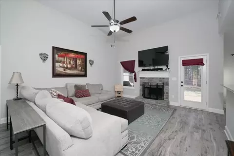 85 Wellsley Dr, Covington, GA 30014 photo 4