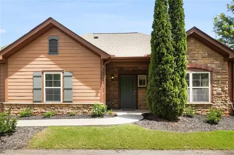 295 Gold Cove Ln, Johns Creek, GA 30097